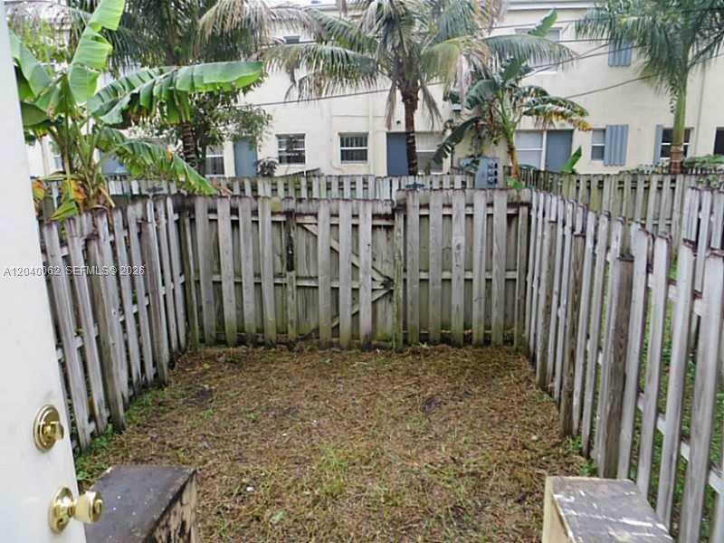 436 NW 84th Ter # 436, Miami FL 33150 photo 3