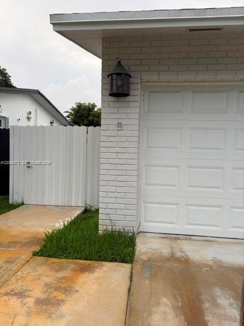 11141 NW 19th St # 1, Pembroke Pines FL 33026 photo 2