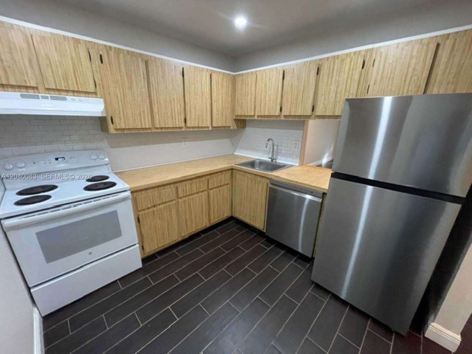 8103 Camino Real # 108, Miami FL 33143 photo 3