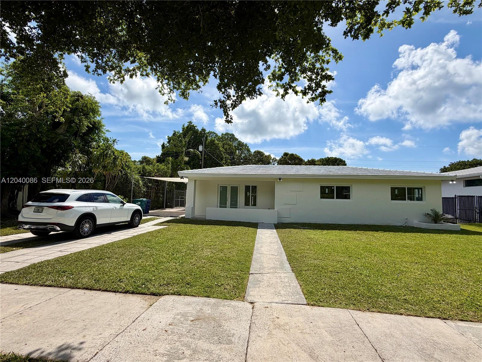 8235 SW 62nd Pl, Miami FL 33143
