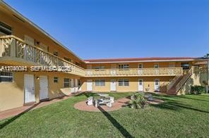 90 NE 19th Ave # 1, Deerfield Beach FL 33441
