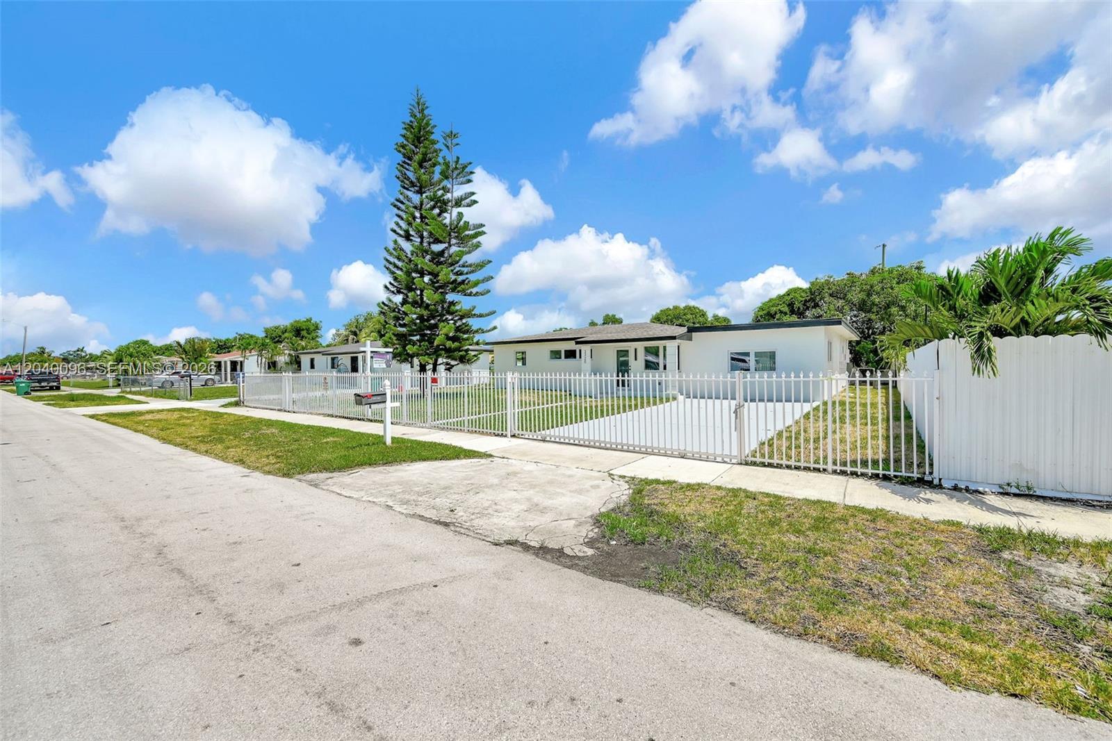 3320 NW 172nd Ter, Miami Gardens FL 33056 photo 3