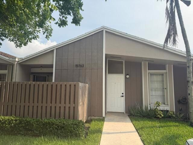 15763 Woodgate Court # D, Sunrise FL 33326 photo 2