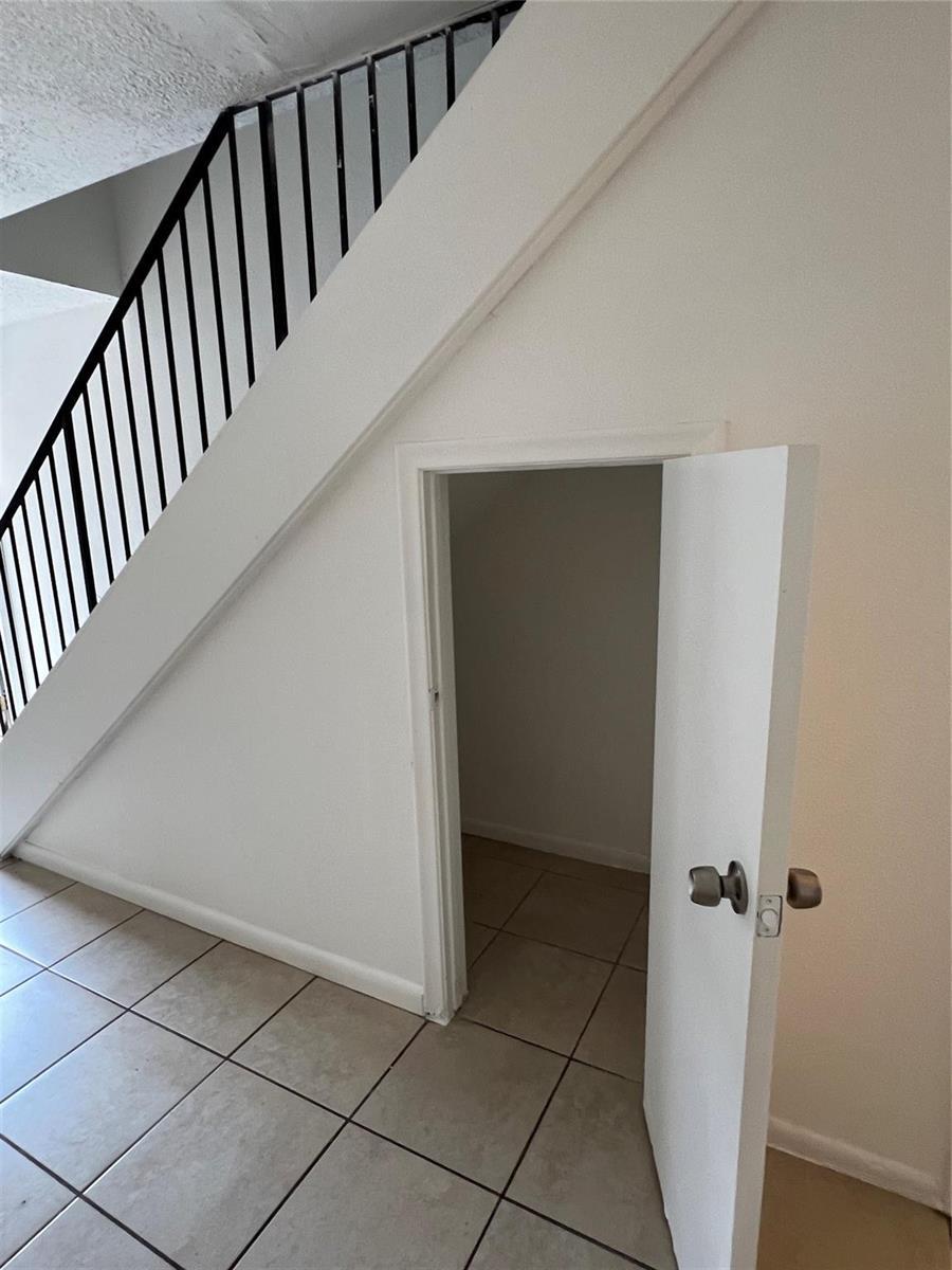 2442 NW 52nd Avenue, Lauderhill FL 33313 photo 4