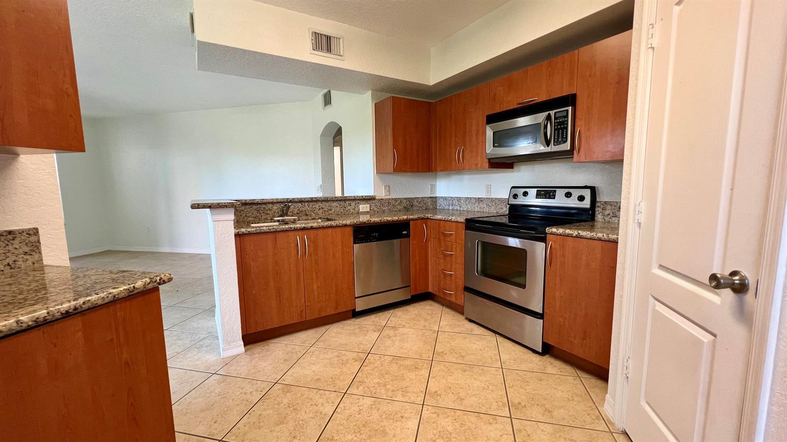 136 SW Peacock Boulevard # 104, Port St. Lucie FL 34986 photo 2