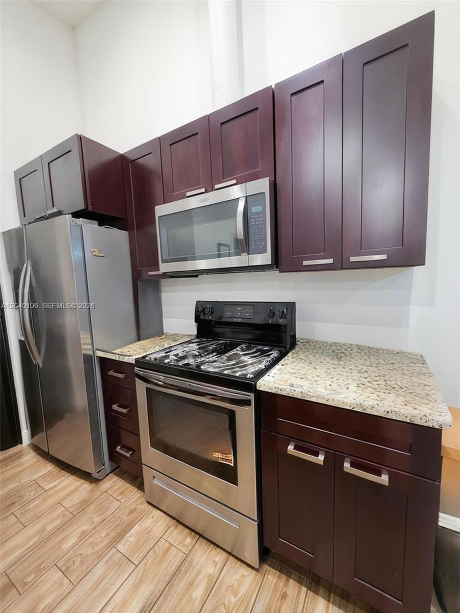2566 N Nob Hill Rd, Sunrise FL 33322 photo 4