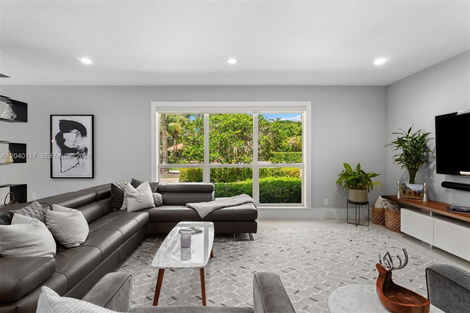 11721 Jacaranda Pl, Coral Gables FL 33156 photo 4