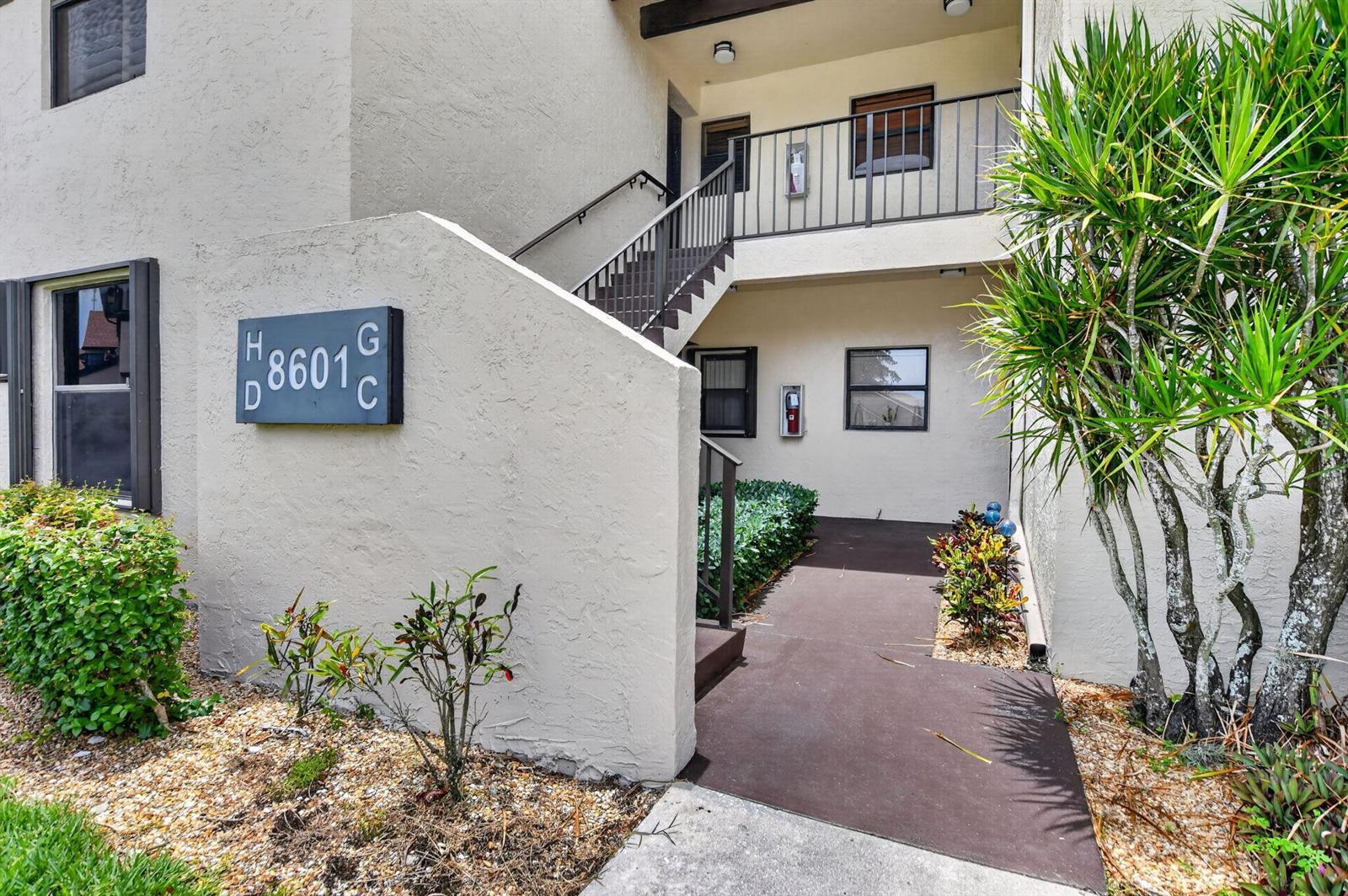 8601 Boca Glades Boulevard W # G, Boca Raton FL 33434 photo 2