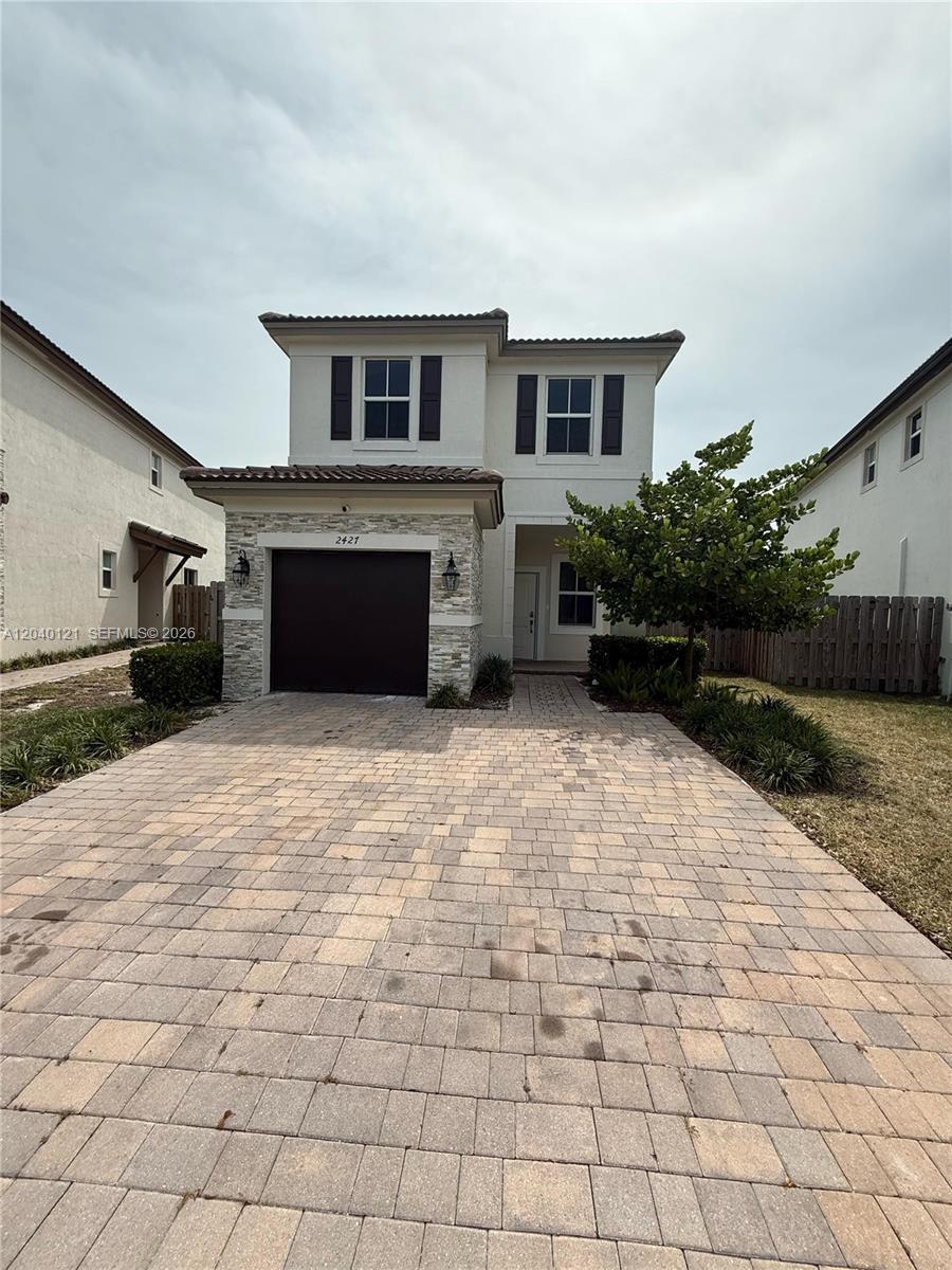 2427 NW 131st Cir, Miami FL 33167 photo 2