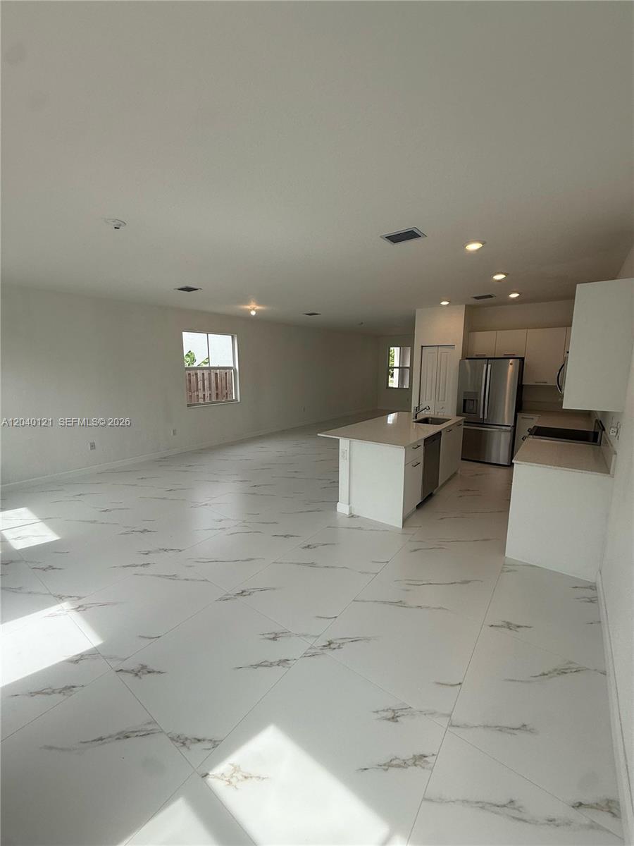 2427 NW 131st Cir, Miami FL 33167 photo 5