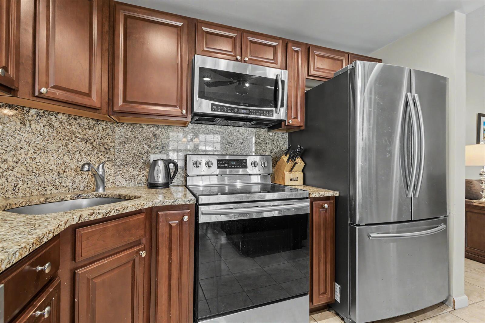 2455 NE 51st Street # E207, Fort Lauderdale FL 33308 photo 4