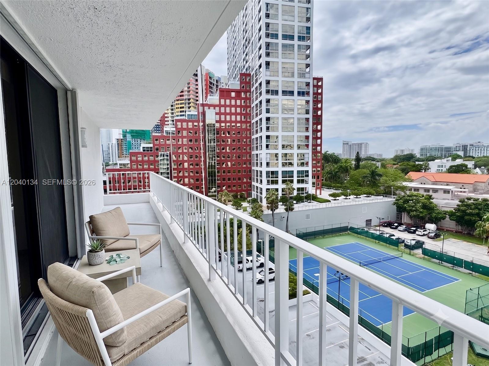 200 SE 15th Rd # 9I, Miami FL 33129 photo 2