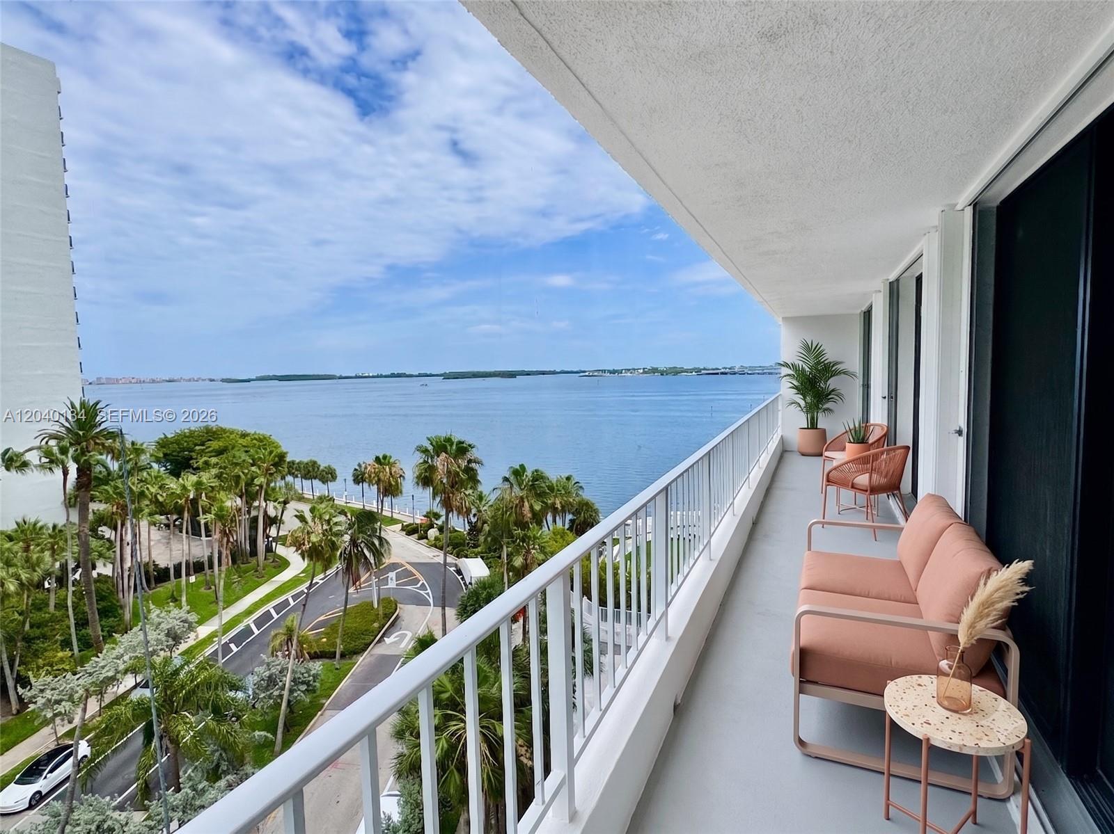200 SE 15th Rd # 9I, Miami FL 33129