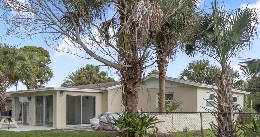 371 W 34th Street, Riviera Beach FL 33404 photo 5