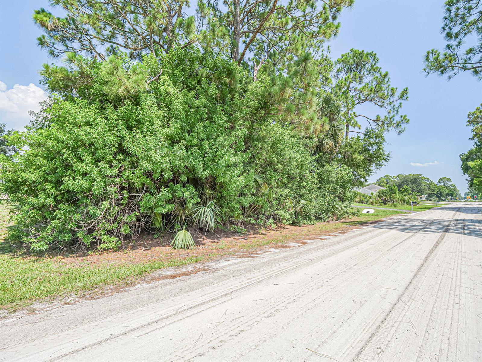 8566 105th Avenue, Vero Beach FL 32967 photo 3