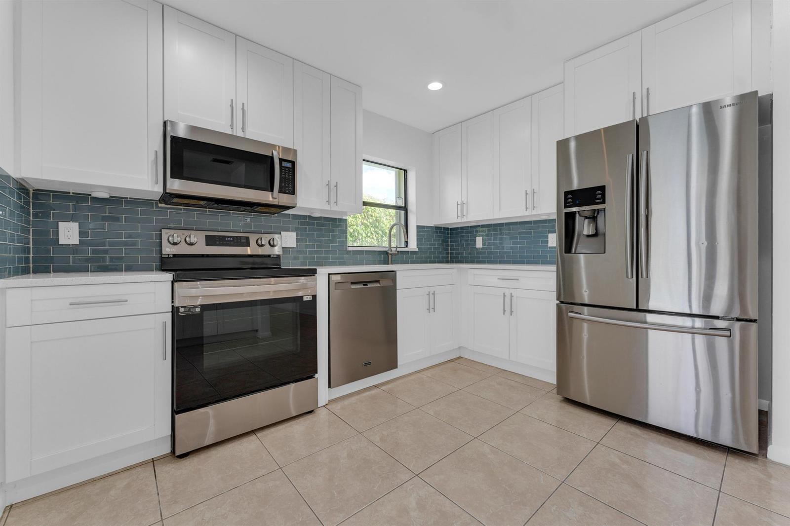 10084 Camelback Lane, Boca Raton FL 33498 photo 5