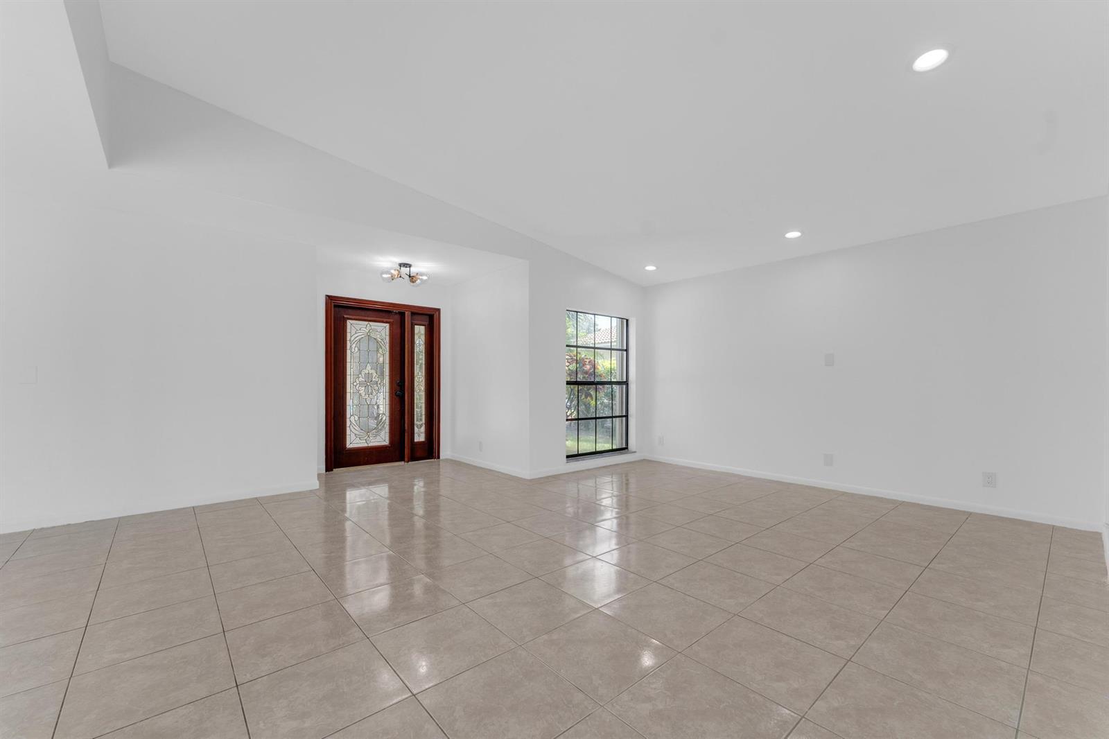 10084 Camelback Lane, Boca Raton FL 33498 photo 4