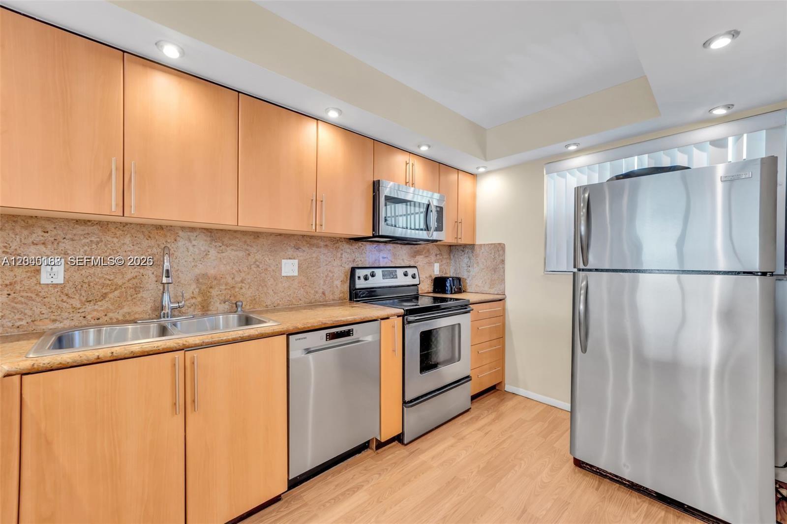 17900 N Bay Rd # 603, Sunny Isles Beach FL 33160 photo 3