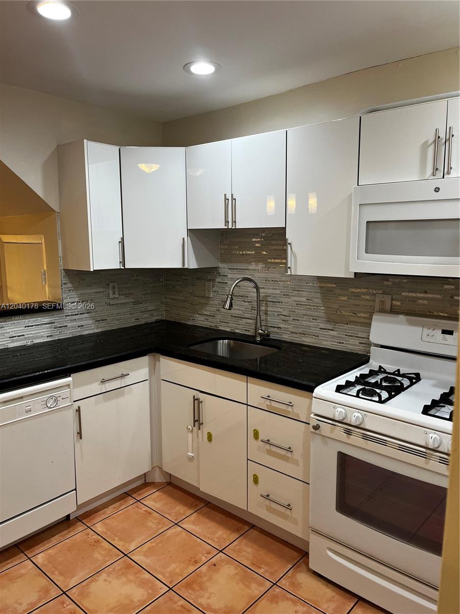 8650 SW 67th Ave # 1029, Pinecrest FL 33156 photo 2