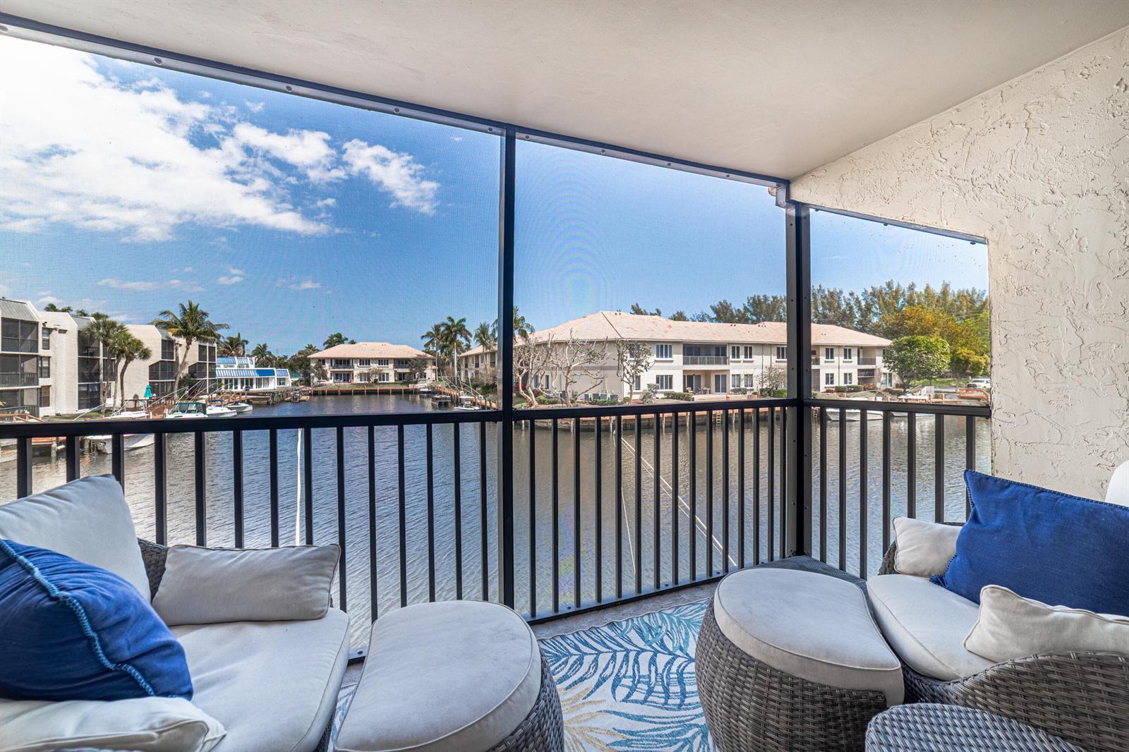 6 Royal Palm Way # 211, Boca Raton FL 33432 photo 2