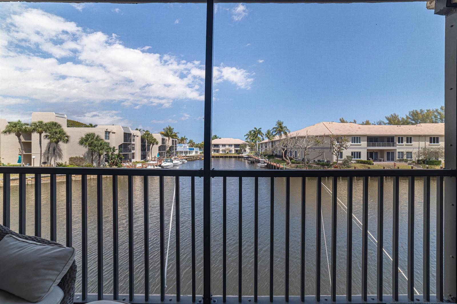 6 Royal Palm Way # 211, Boca Raton FL 33432 photo 3