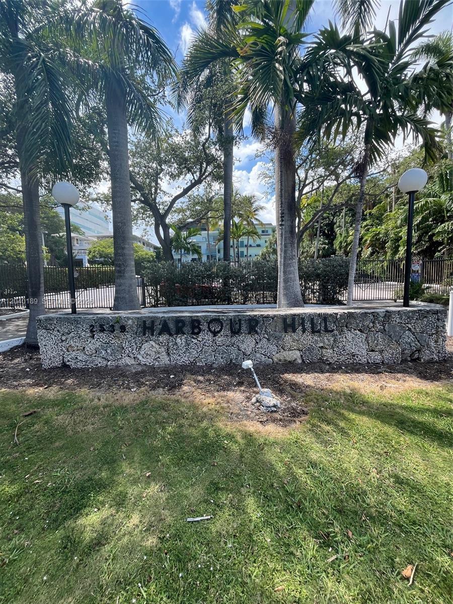 2539 S Bayshore Dr # 320A, Miami FL 33133 photo 2