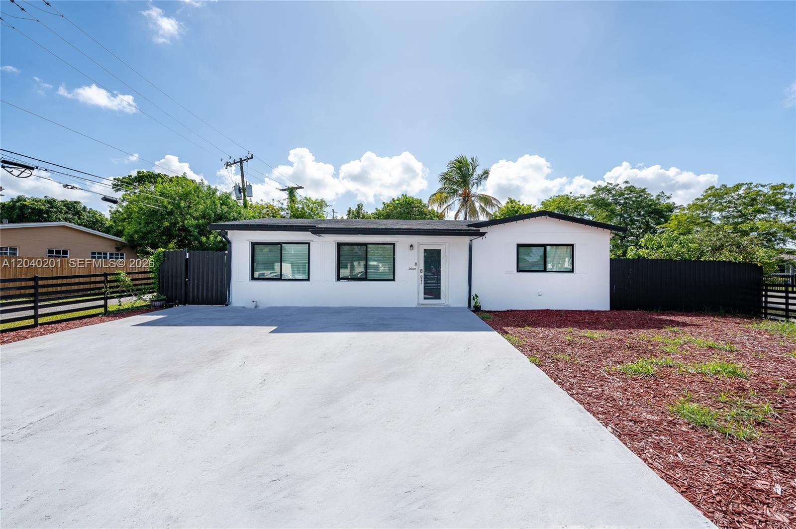 20001 NW 14th Ave, Miami Gardens FL 33169 photo 2