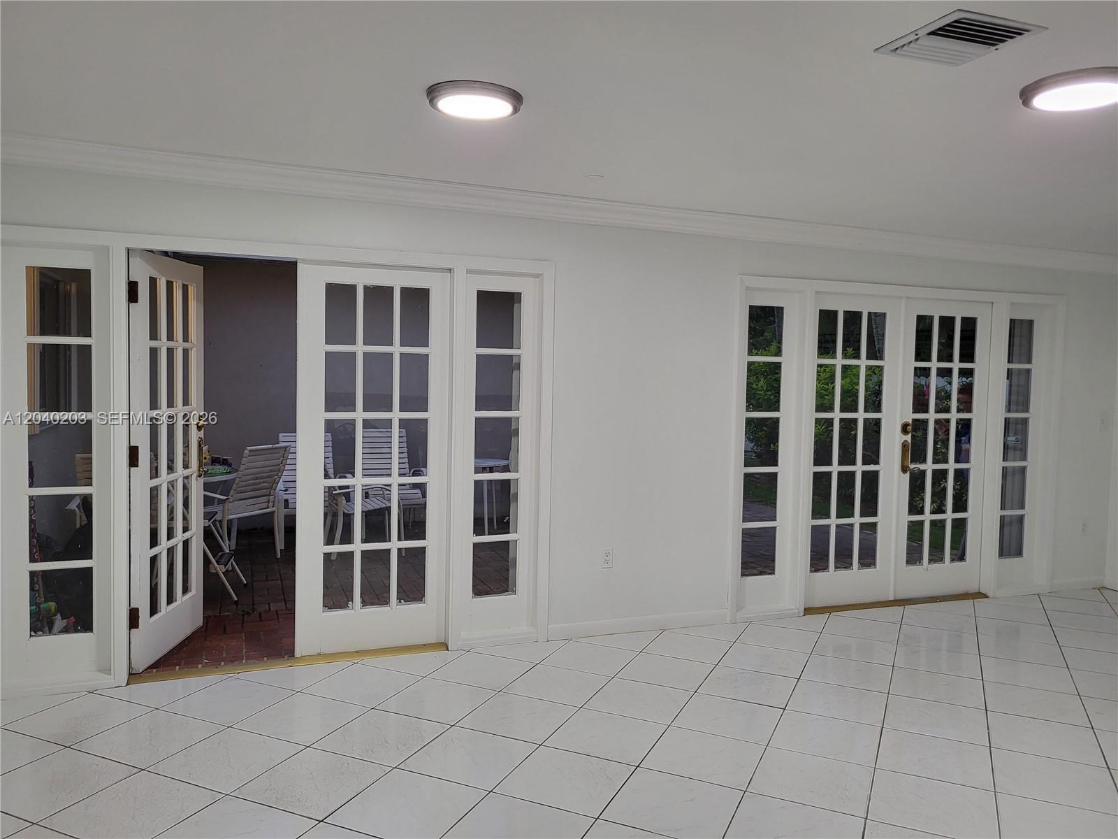 5200 SW 89th Pl, Miami FL 33165 photo 4