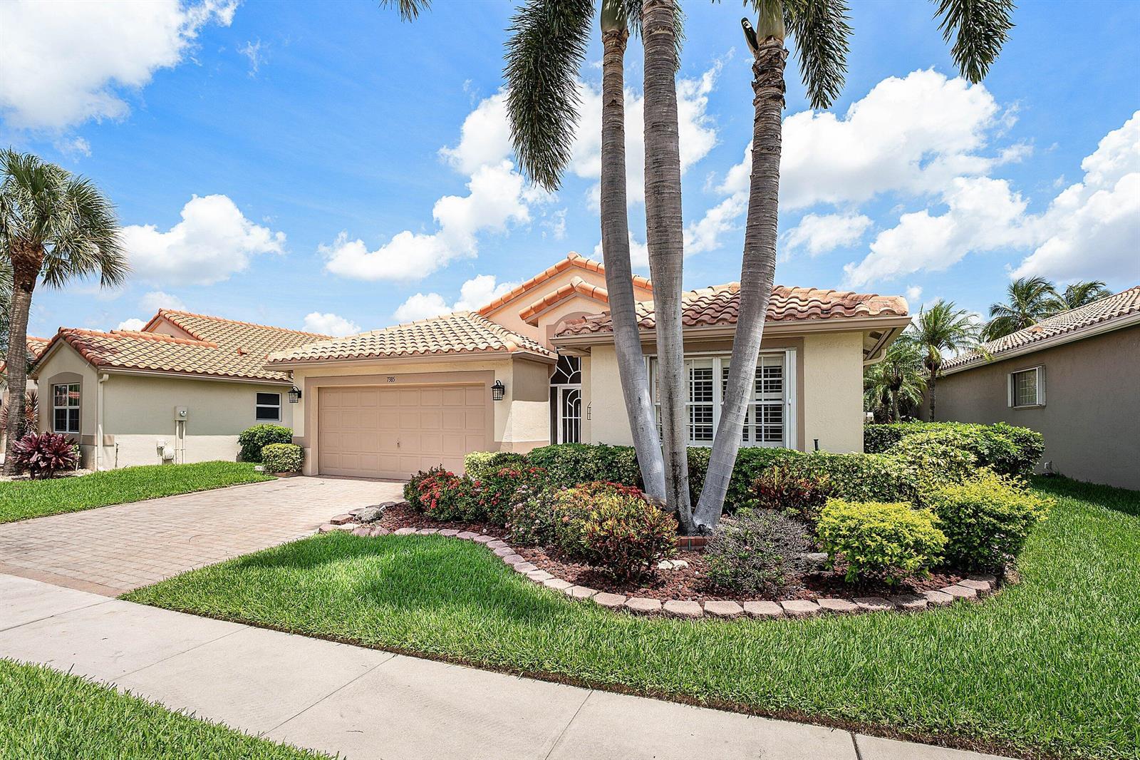 7385 Haviland Circle, Boynton Beach FL 33437 photo 2