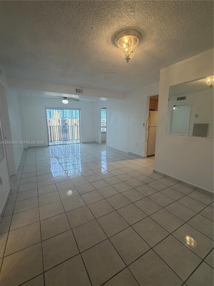 4717 NW 7th St # 10, Miami FL 33126 photo 2