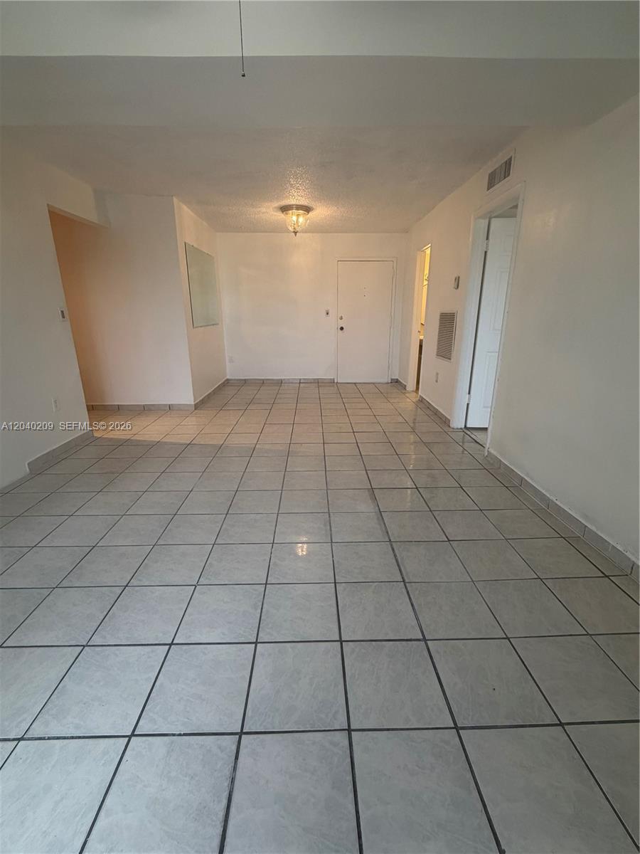 4717 NW 7th St # 10, Miami FL 33126 photo 5
