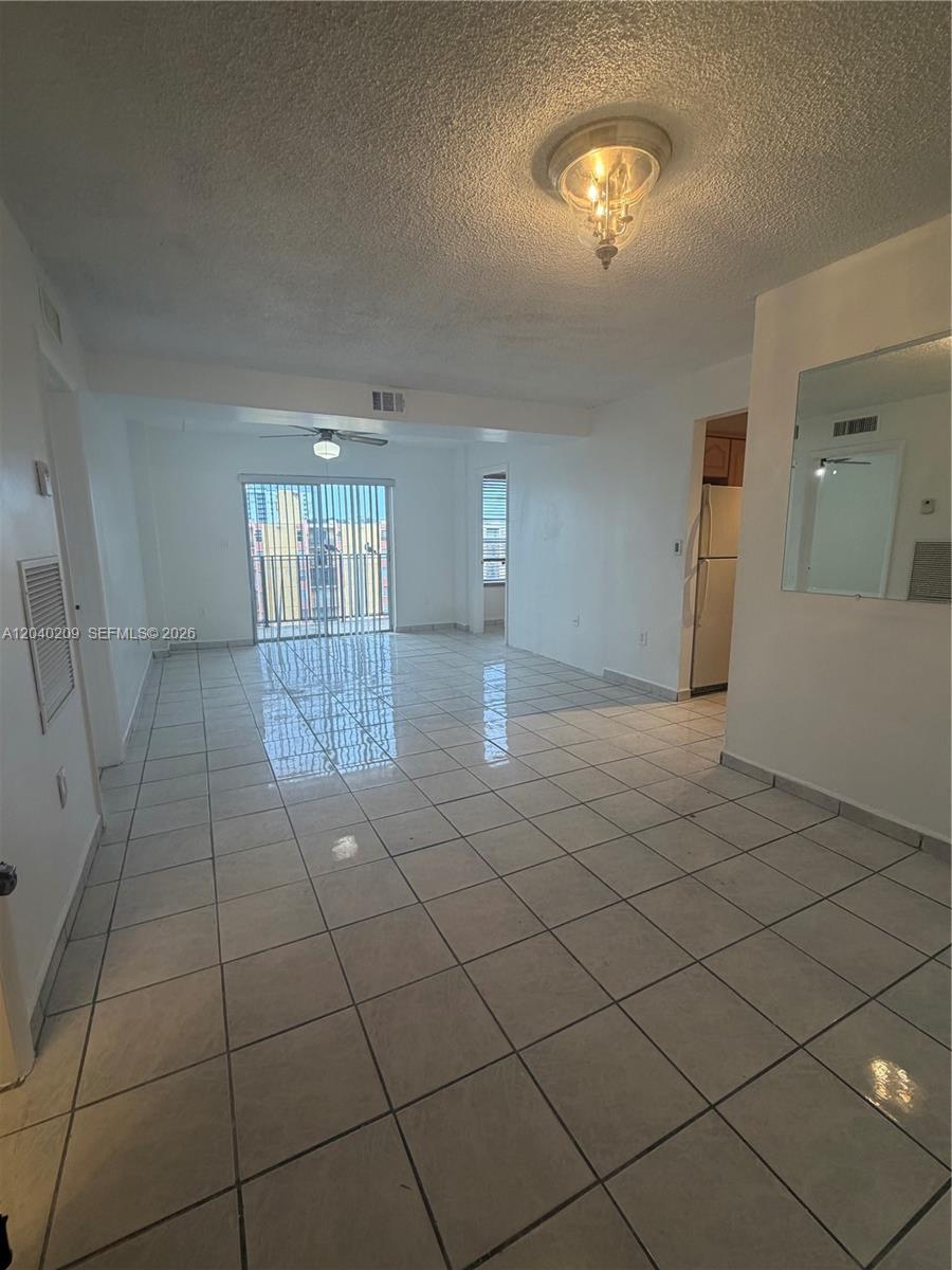 4717 NW 7th St # 10, Miami FL 33126 photo 4