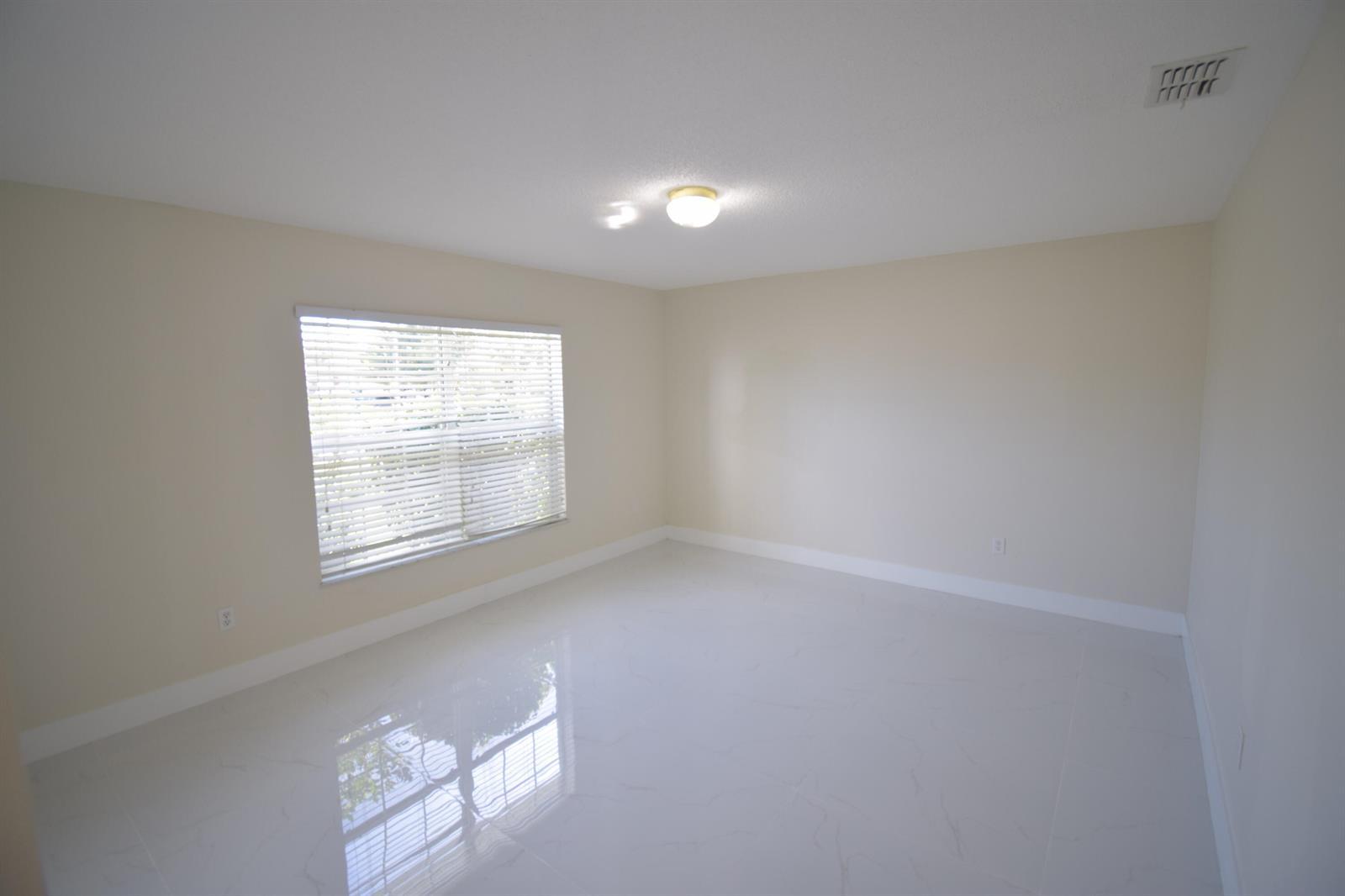2198 SW Cameo Boulevard, Port St. Lucie FL 34953 photo 2