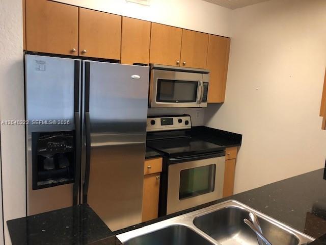 2811 N Oakland Forest Dr # 105, Oakland Park FL 33309 photo 4