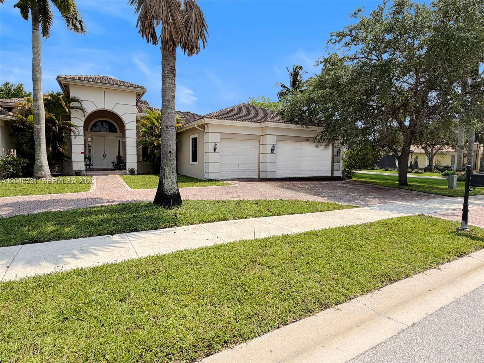 15298 SW 34th St, Davie FL 33331 photo 5
