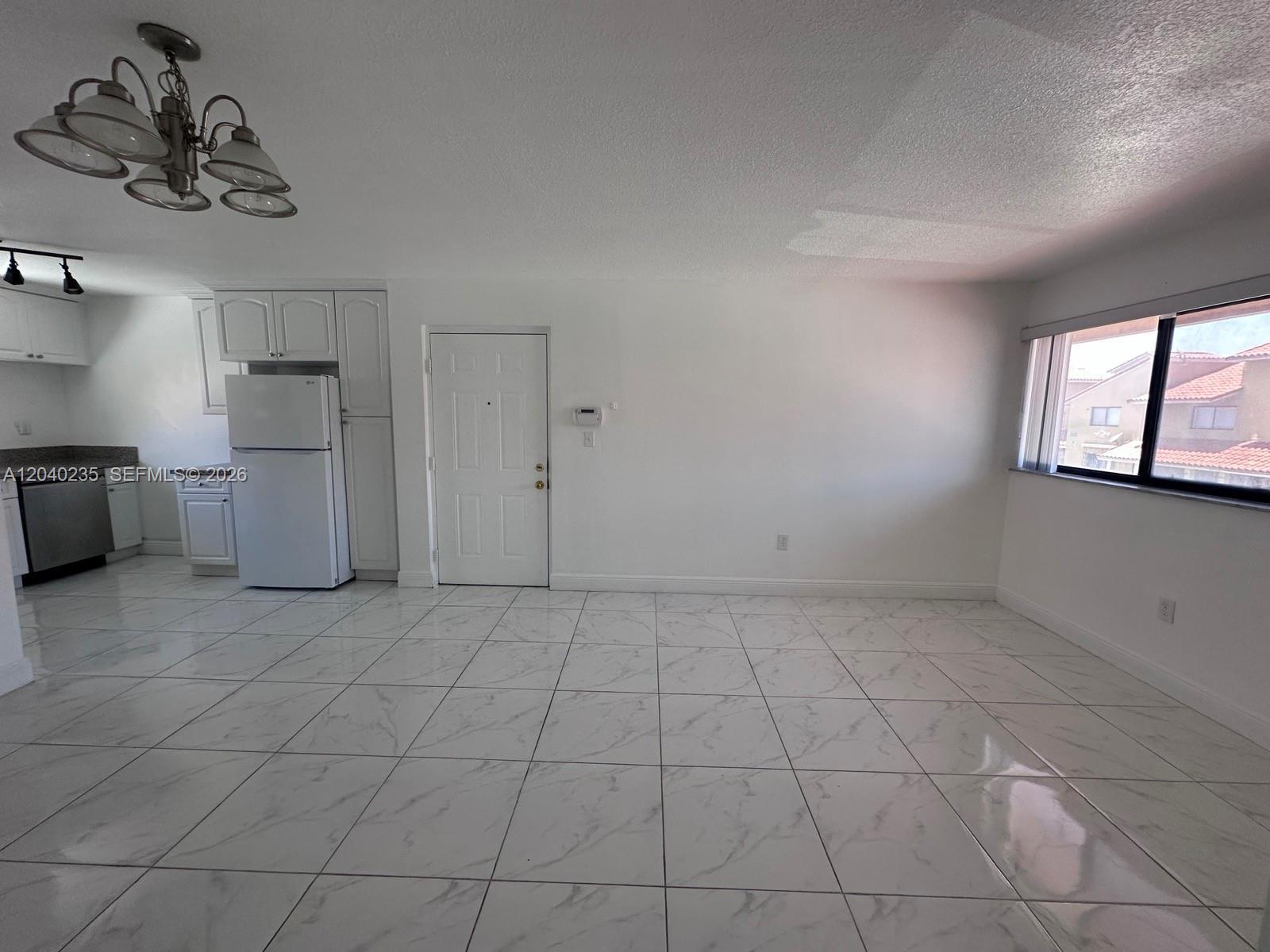 2740 W 61st St # 204, Hialeah FL 33016 photo 4
