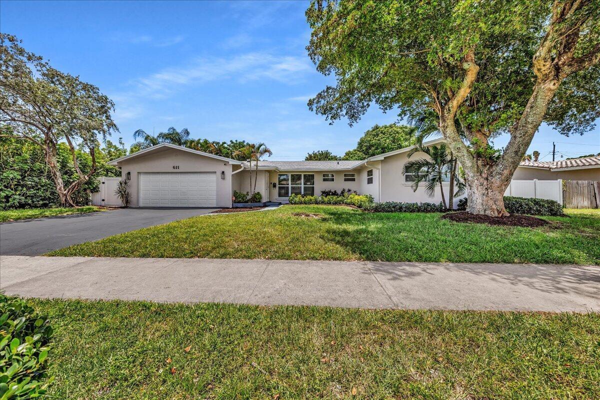 611 N Highland Drive, Hollywood FL 33021