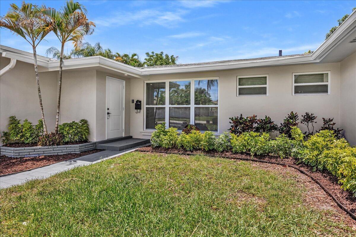 611 N Highland Drive, Hollywood FL 33021 photo 4