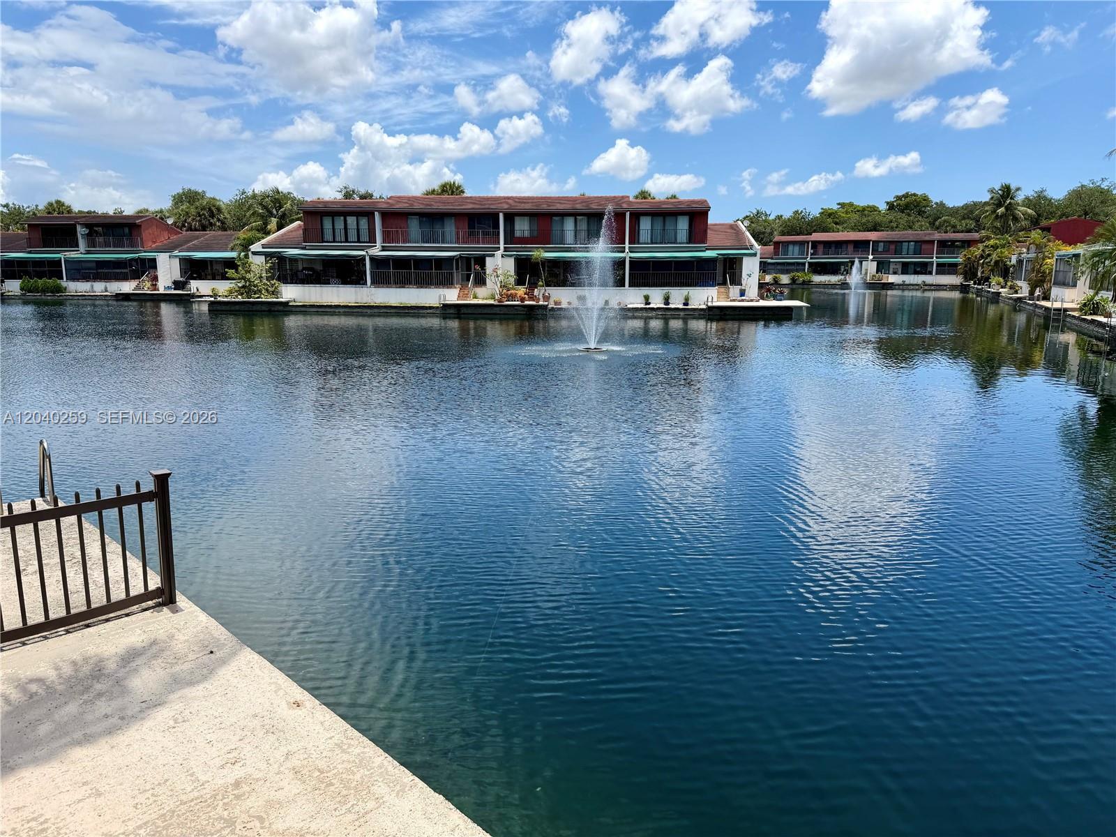 15187 W Loch Isle Dr W # 15187, Miami Lakes FL 33014