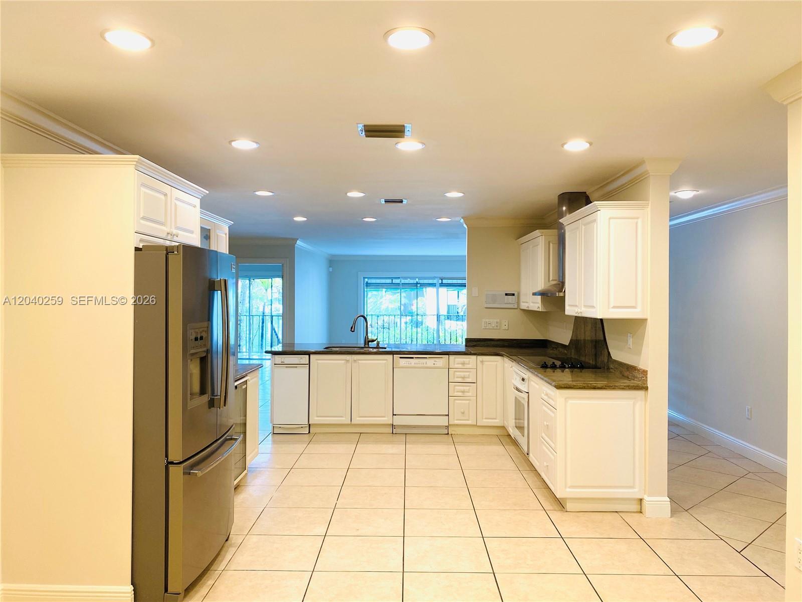 15187 W Loch Isle Dr W # 15187, Miami Lakes FL 33014 photo 4