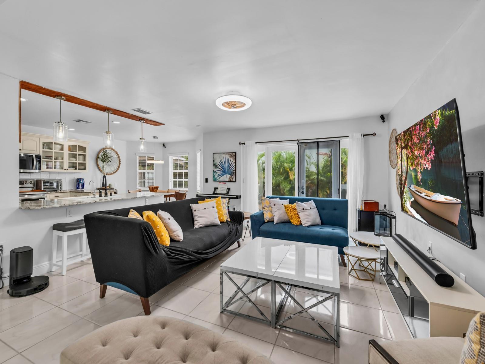 101 Gables Boulevard, Weston FL 33326 photo 4