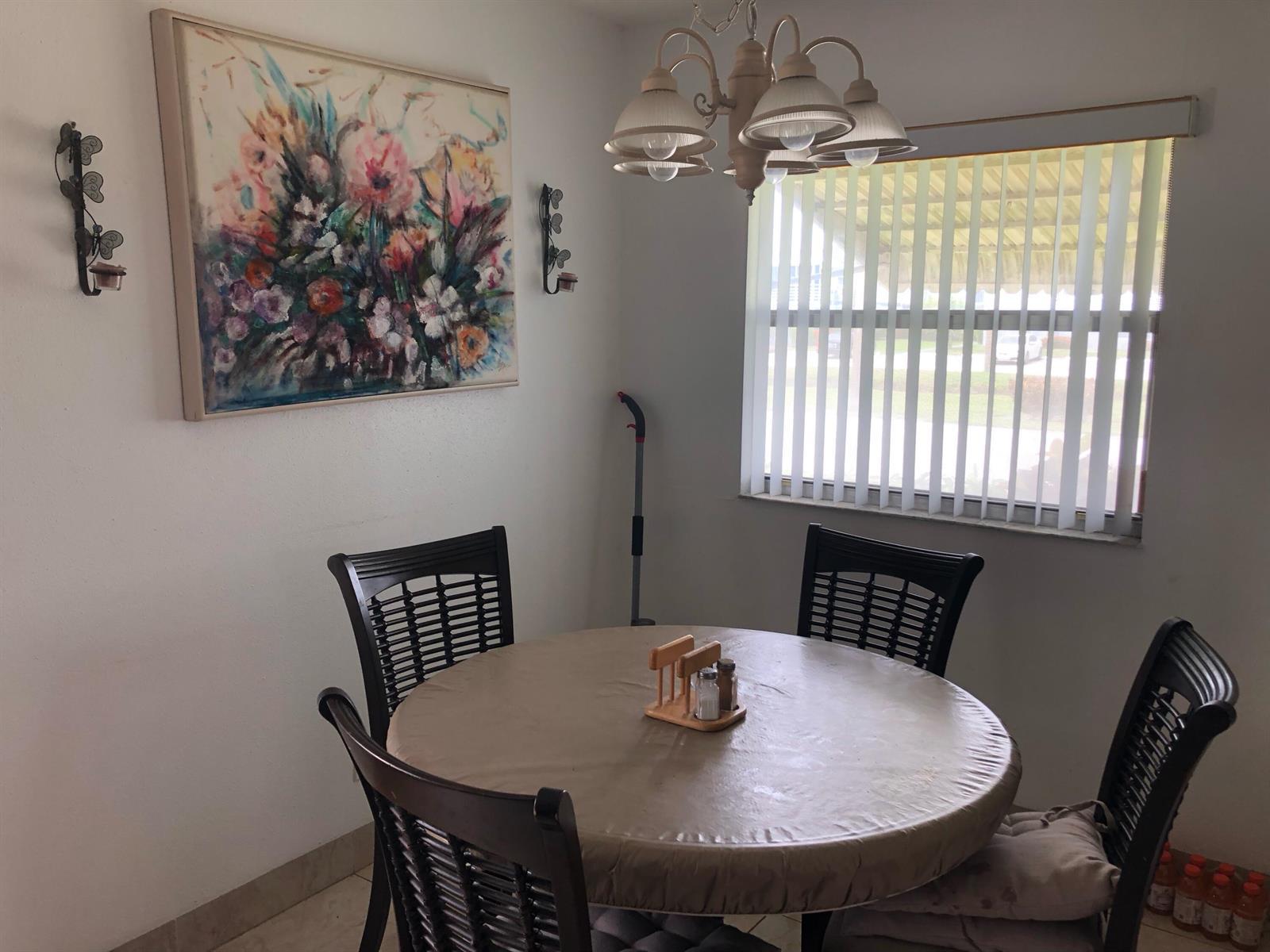 192 Valencia H # 192, Delray Beach FL 33446 photo 4