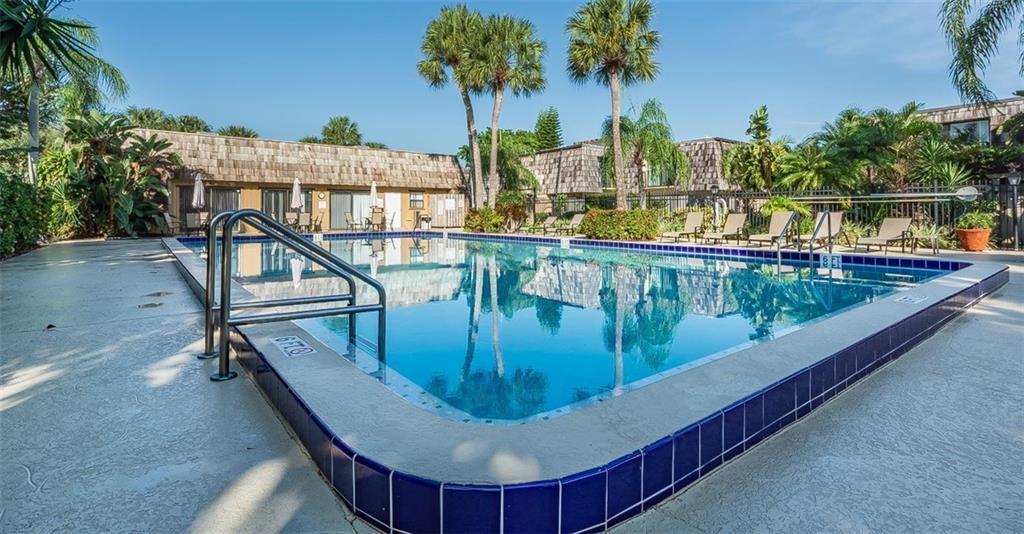 340 S Waverly Place # 8b, Vero Beach FL 32960 photo 3
