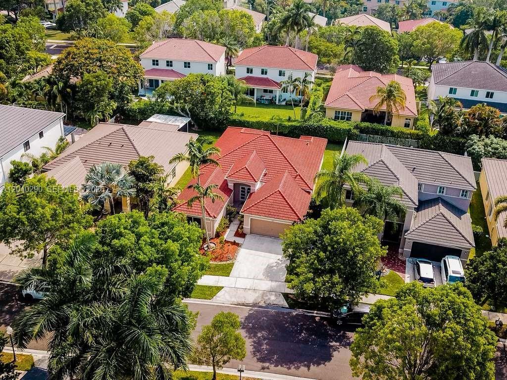 1081 Allamanda Way, Weston FL 33327 photo 3