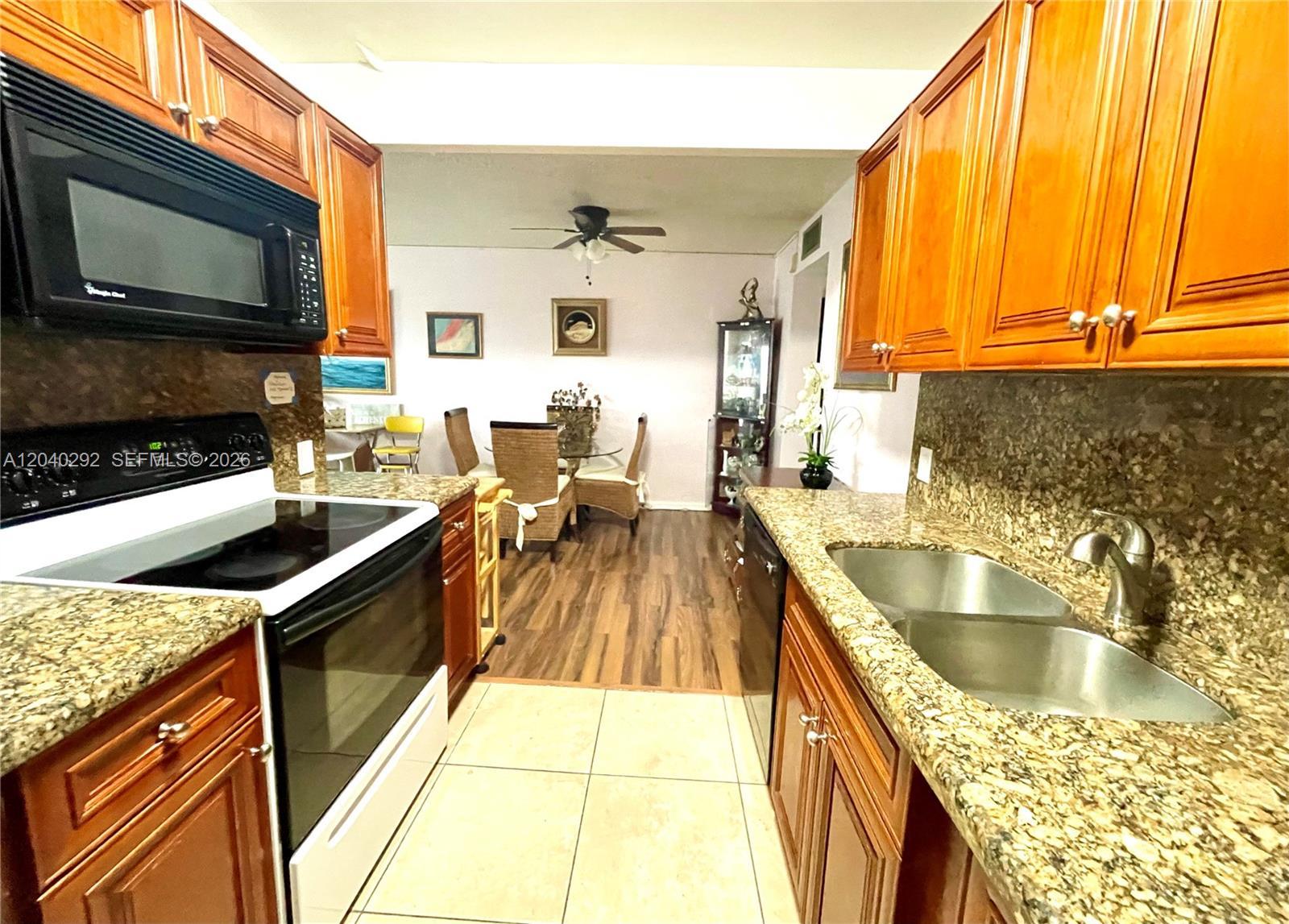 4031 Harwood D # 4031, Deerfield Beach FL 33442 photo 2