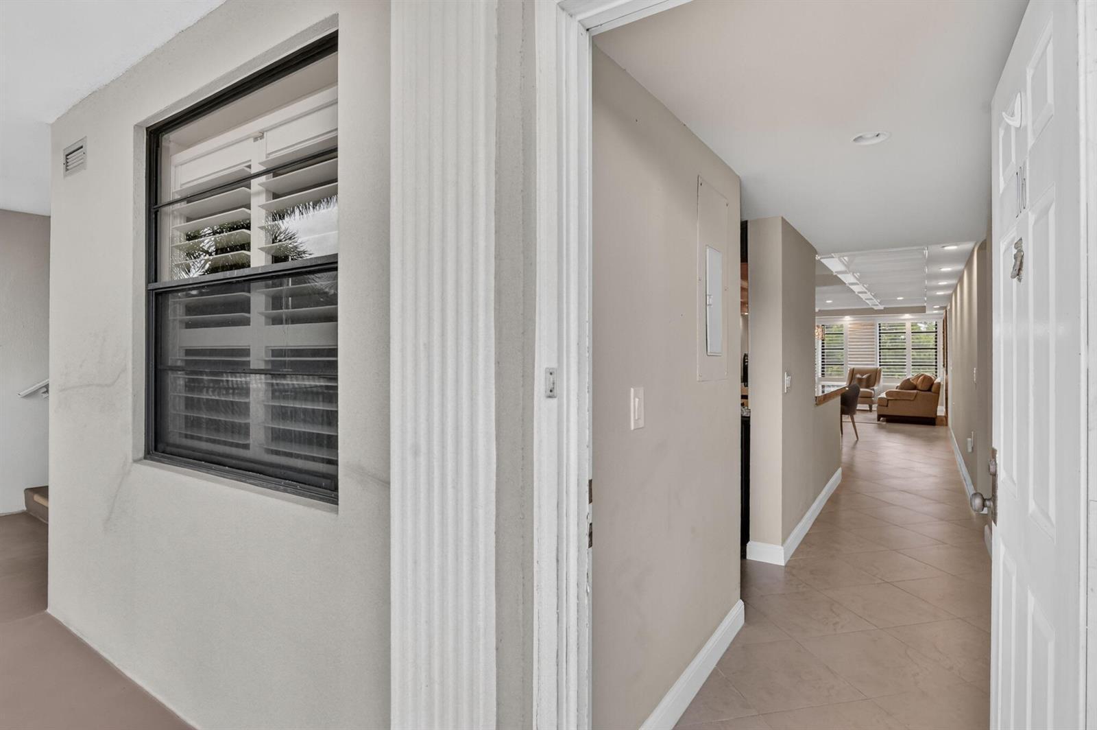 6061 Balboa Circle # 206, Boca Raton FL 33433 photo 3