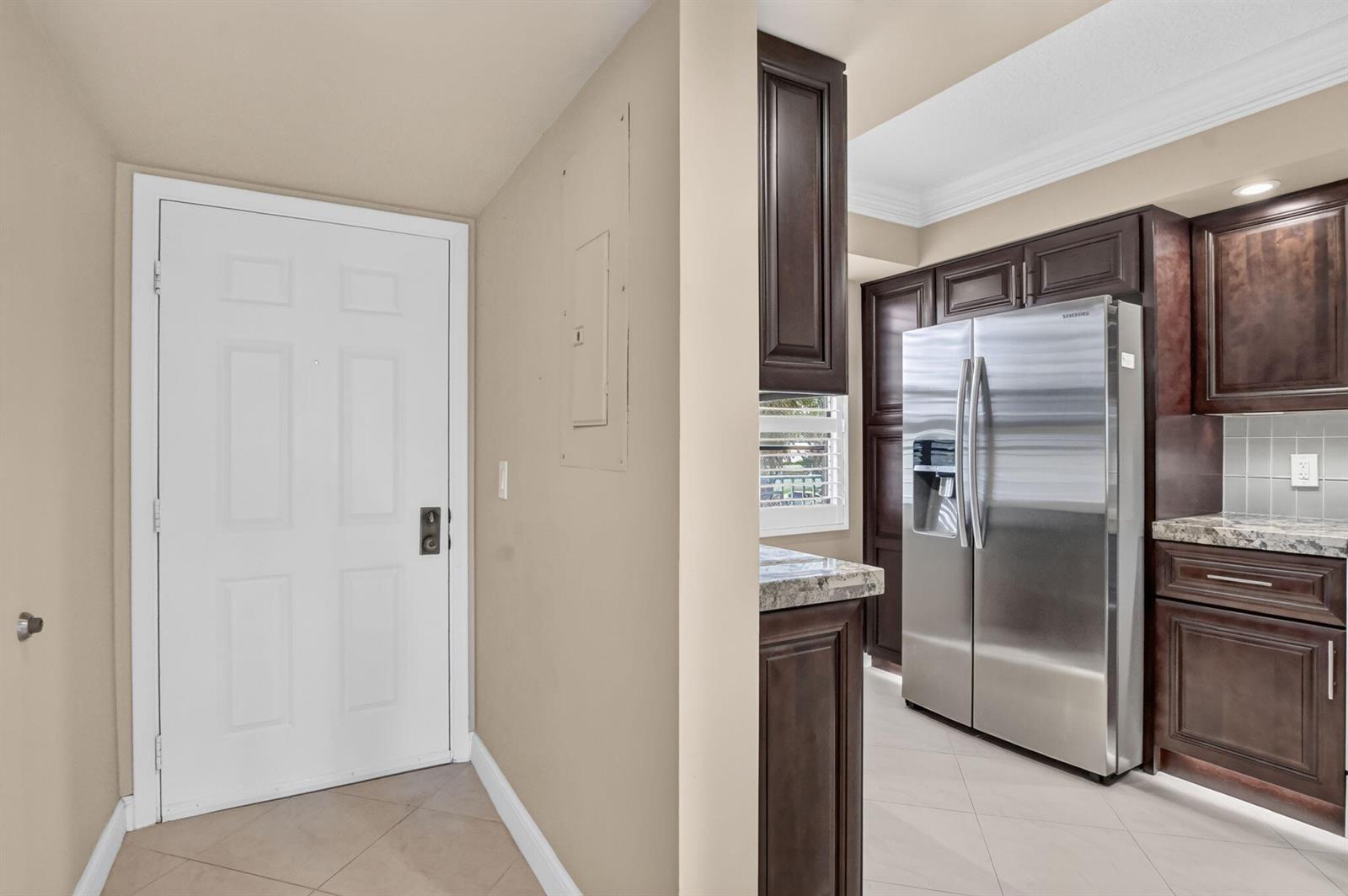 6061 Balboa Circle # 206, Boca Raton FL 33433 photo 4