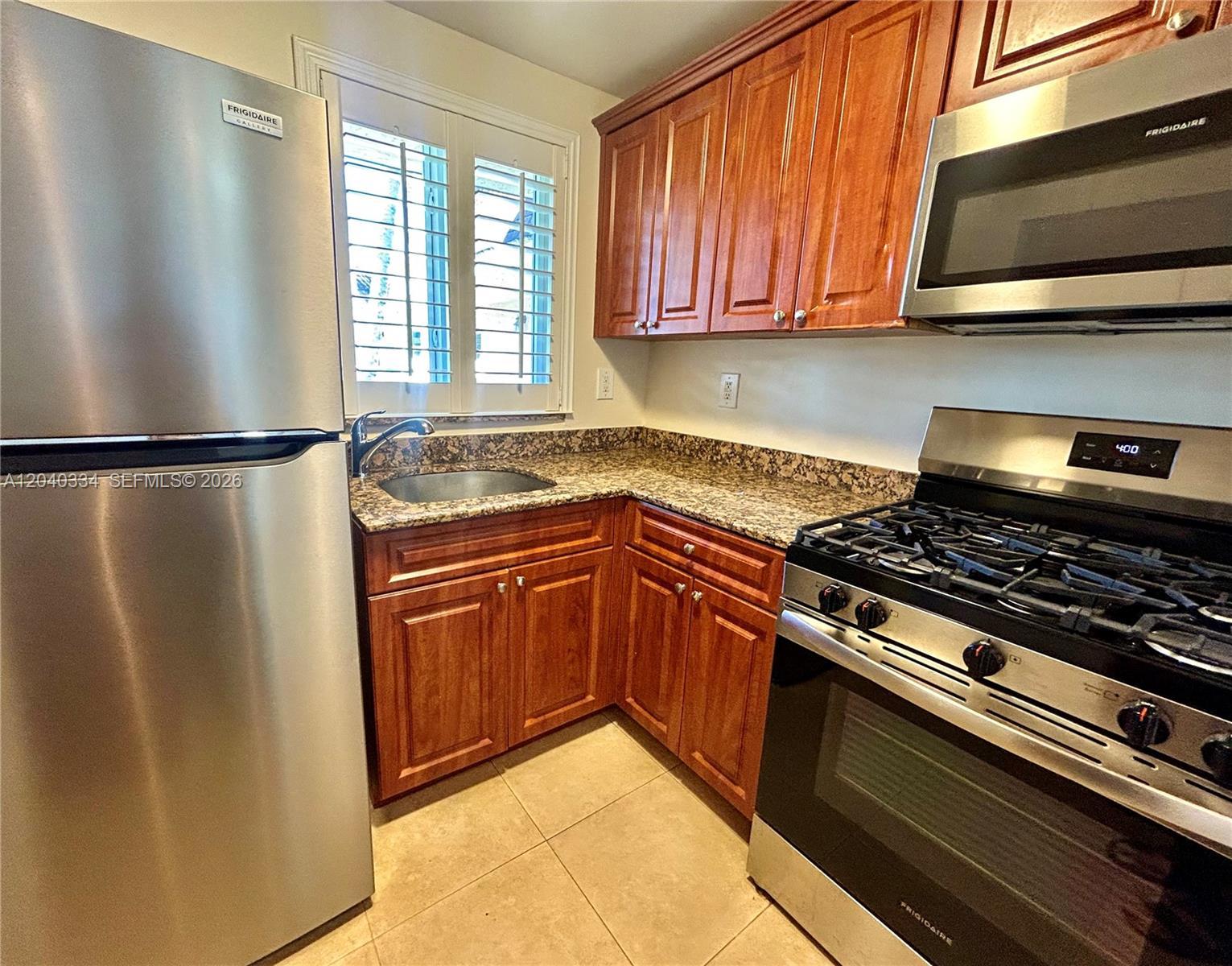14500 SW 88 AV # 211, Palmetto Bay FL 33176 photo 4