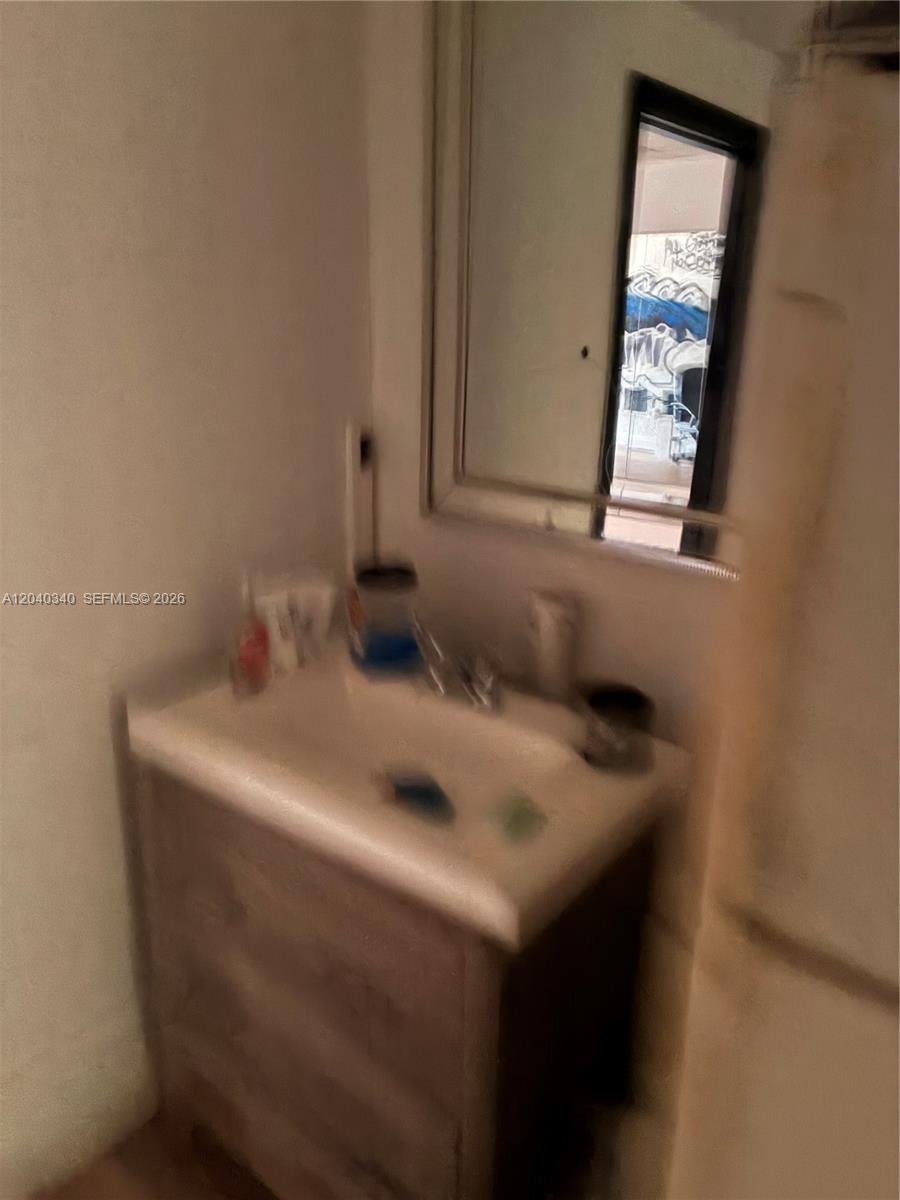 817 NW 54, Miami FL 33127 photo 4