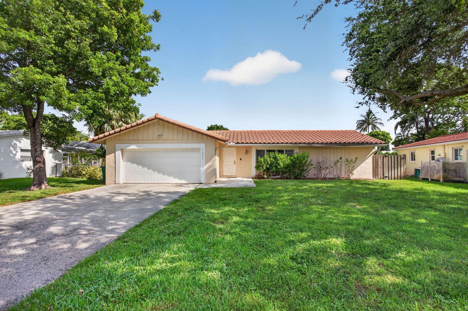 11241 NW 42nd Street, Coral Springs FL 33065